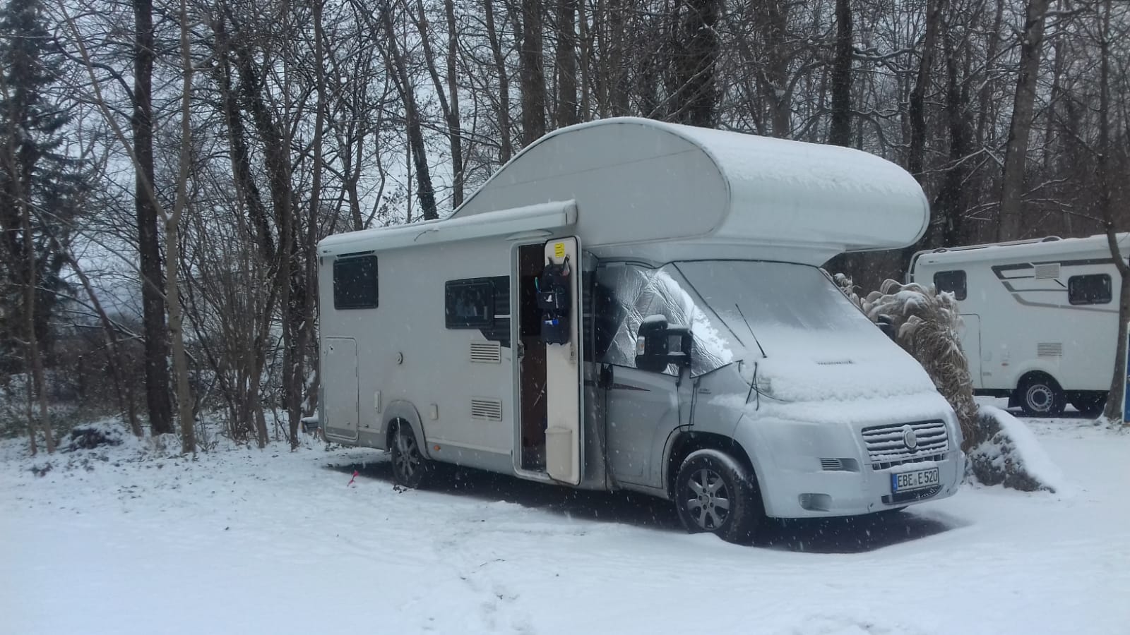 Wohnwobil im Schnee